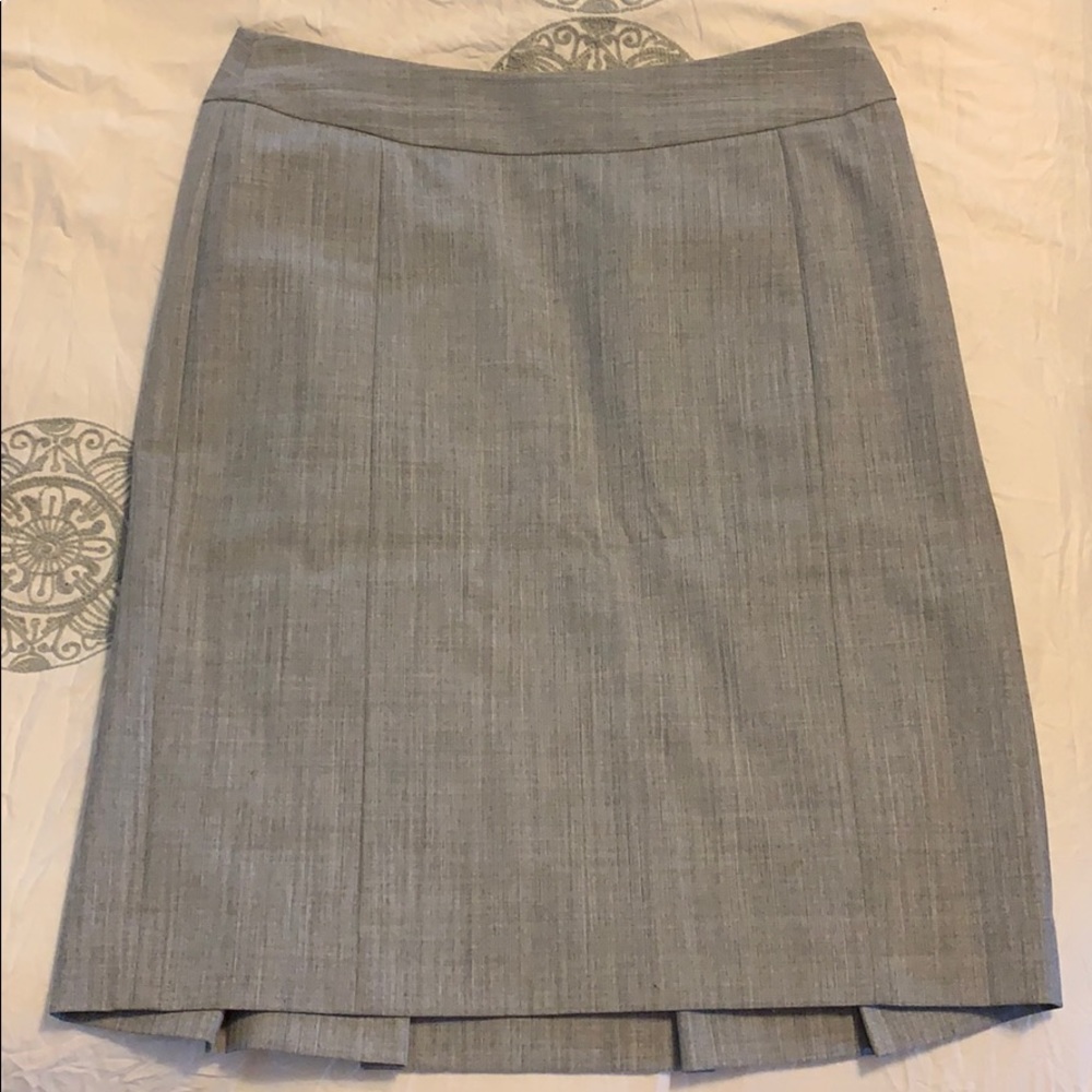 Grey pencil skirt